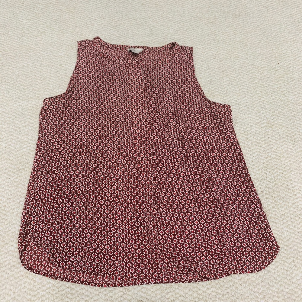 Beautiful sleeveless top